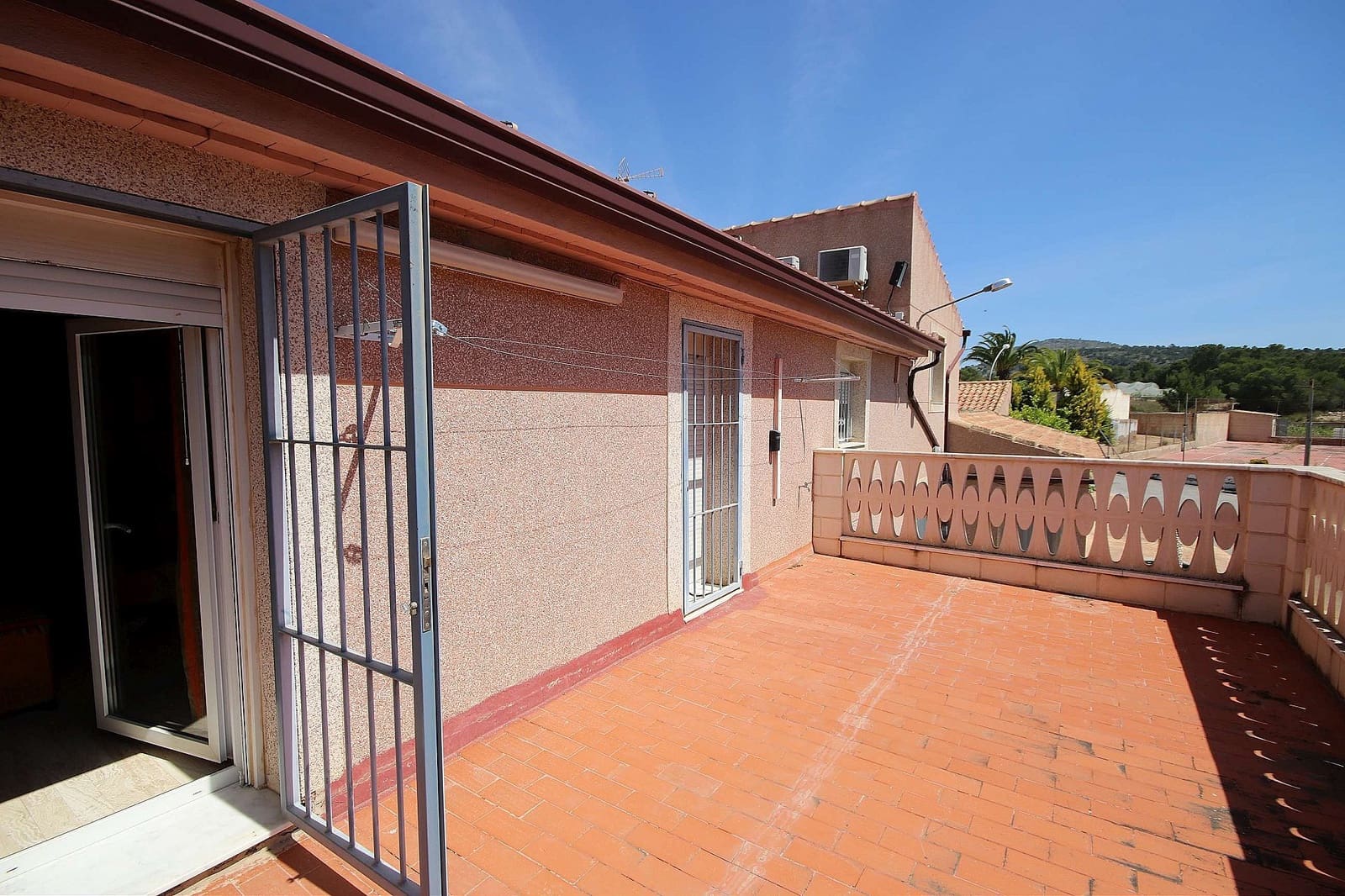 6 slaapkamer Commercieel te koop in Monovar / Monover met zwembad garage - € 669.995 (Ref: 5485297)