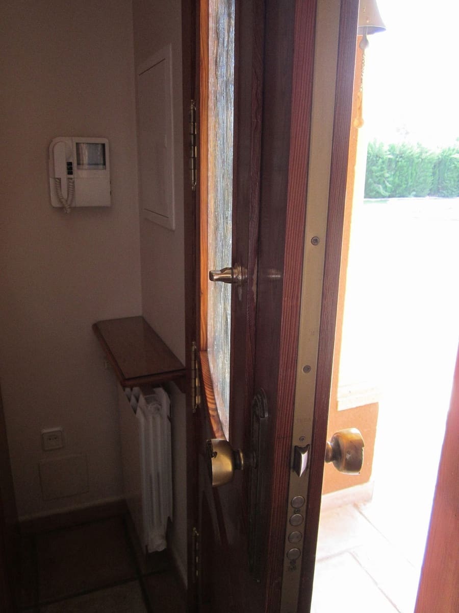 6 sypialnia Willa na sprzedaż w Yecla z basenem - 590 000 € (Ref: 5617457)