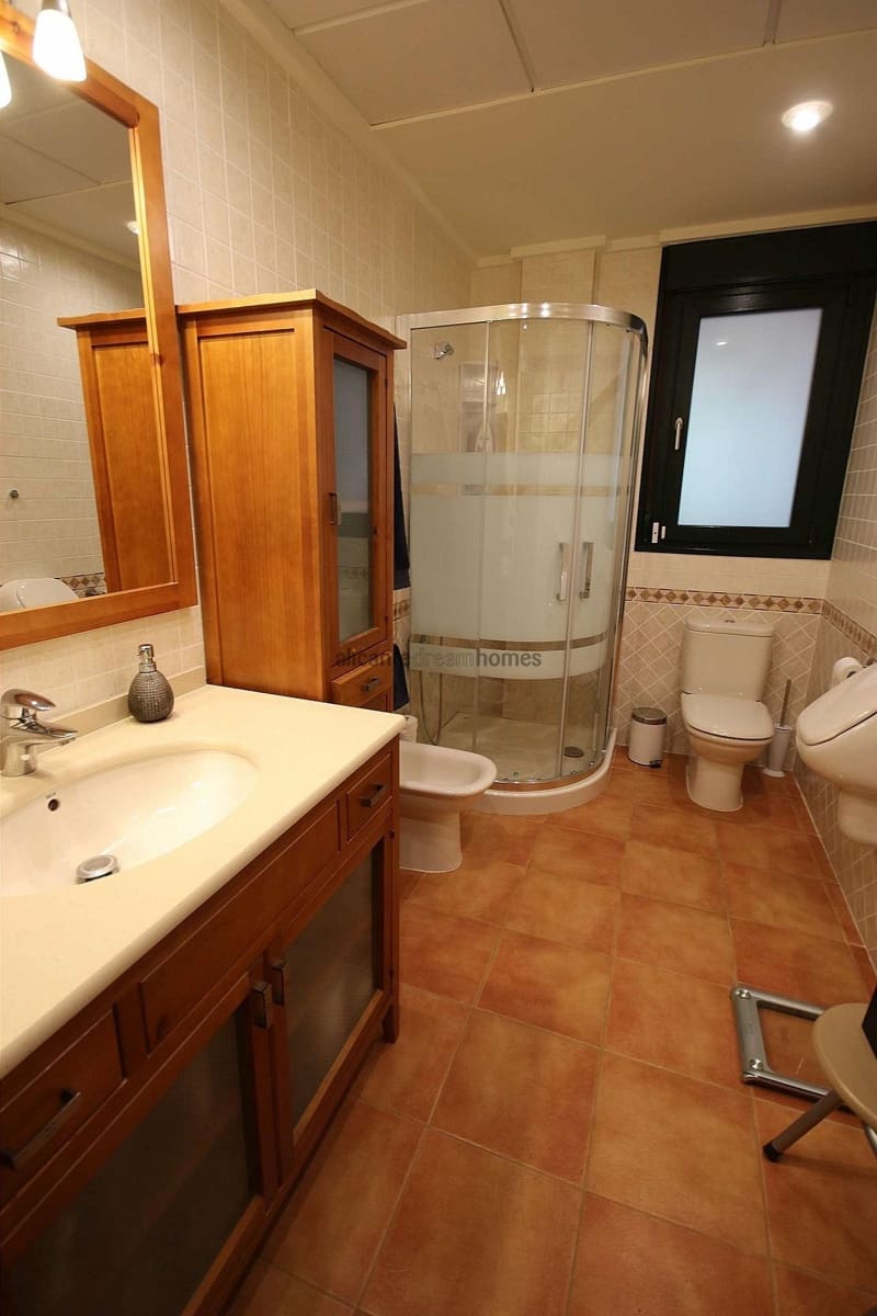 4 soveværelse Villa til salg i Petrel / Petrer med swimmingpool - € 775.000 (Ref: 5816466)