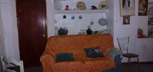 3 bedroom Cave House for sale in Abanilla with garage - € 126,000 (Ref: 5995260)