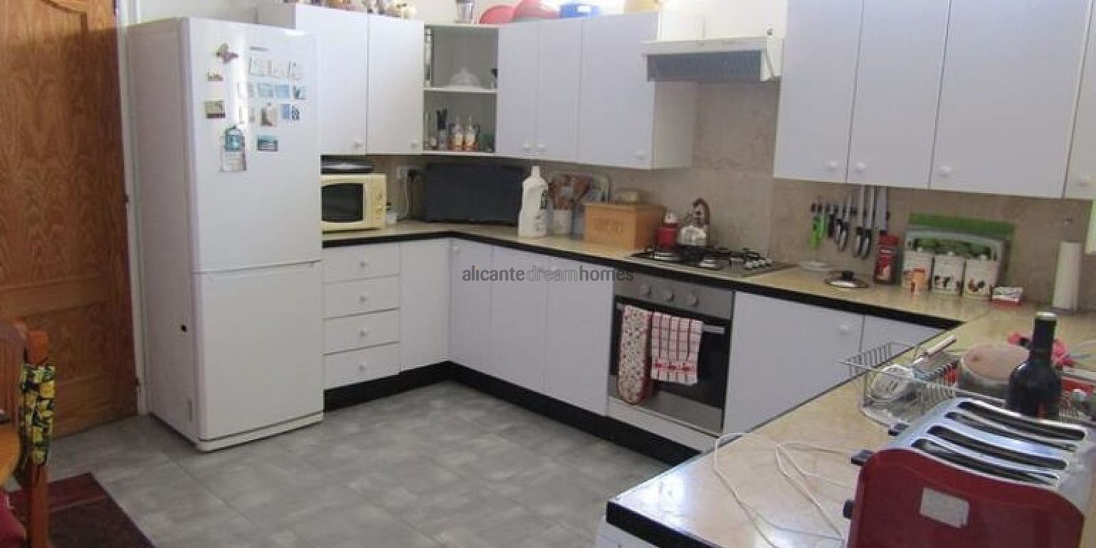 3 bedroom Cave House for sale in La Romana - € 119,999 (Ref: 6801401)