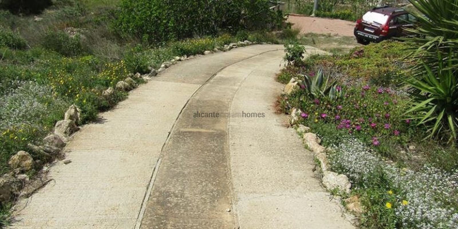 3 bedroom Cave House for sale in La Romana - € 119,999 (Ref: 6801401)