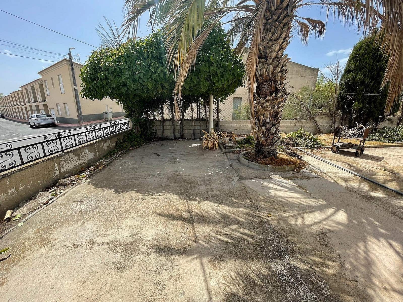 5 slaapkamer Huis te koop in Salinas met garage - € 199.995 (Ref: 7076786)