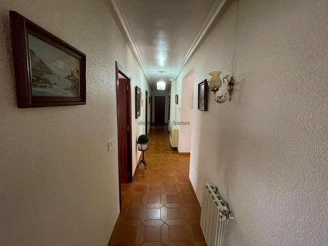 5 soveværelse Byhus til salg i Salinas med garage - € 199.995 (Ref: 7076786)