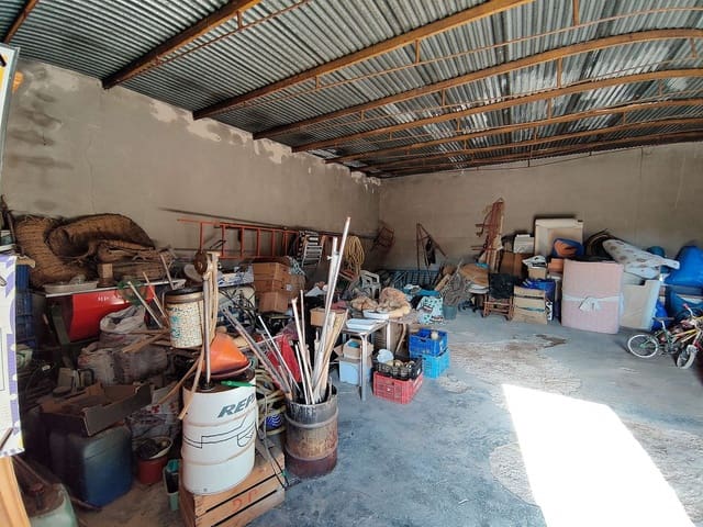 5 bedroom Finca/Country House for sale in Monóvar / Monóver with garage - € 138,000 (Ref: 7207999)