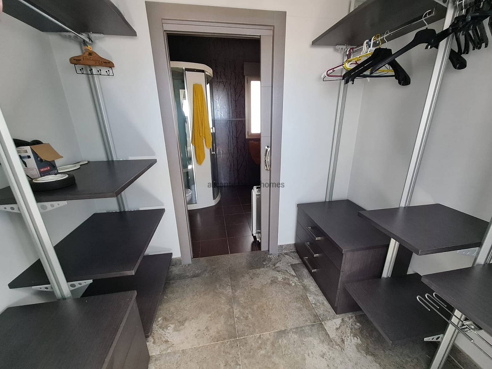 5 bedroom Villa for sale in Yecla with pool garage - € 465,000 (Ref: 7515662)