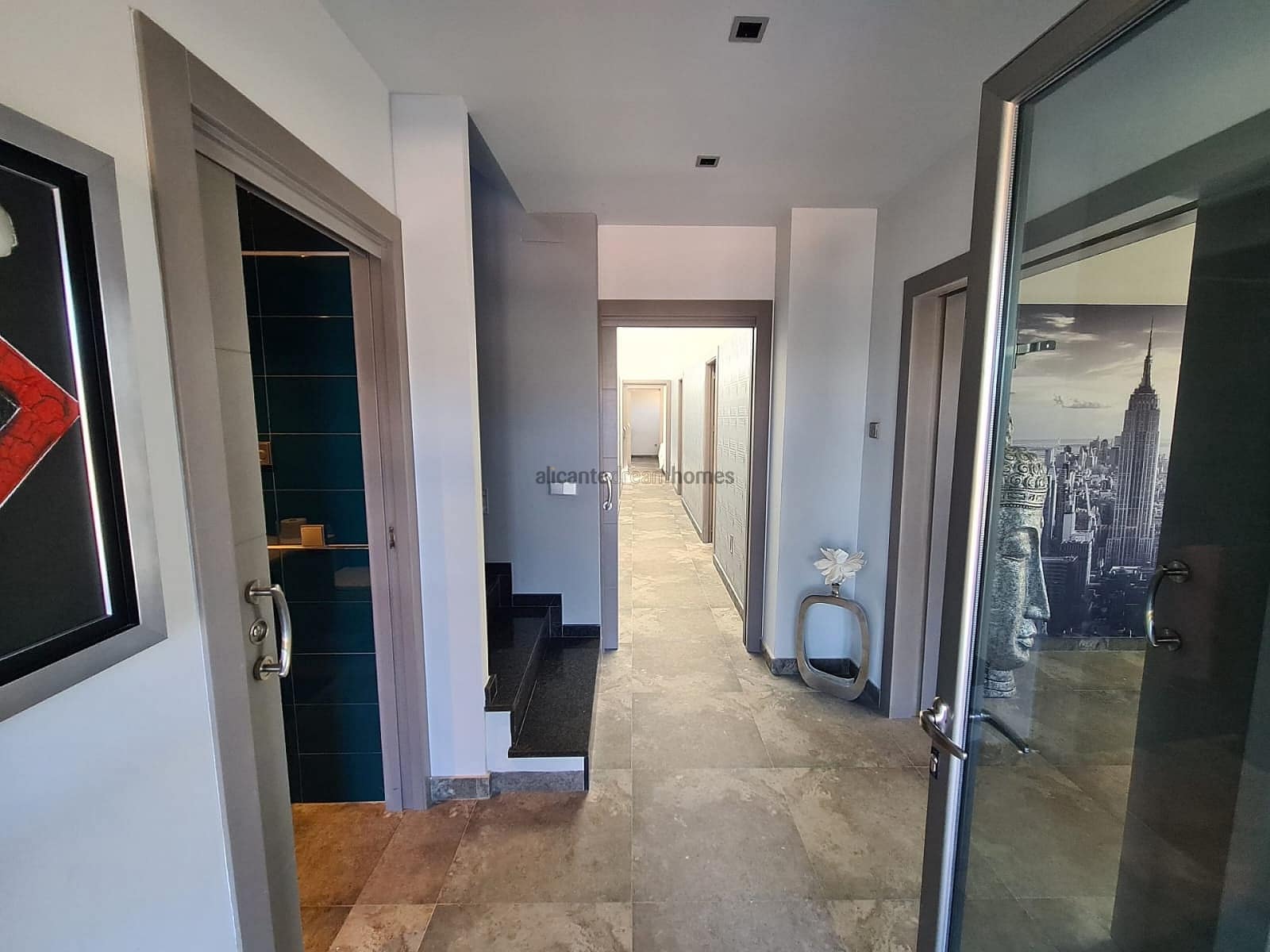 5 bedroom Villa for sale in Yecla with pool garage - € 465,000 (Ref: 7515662)