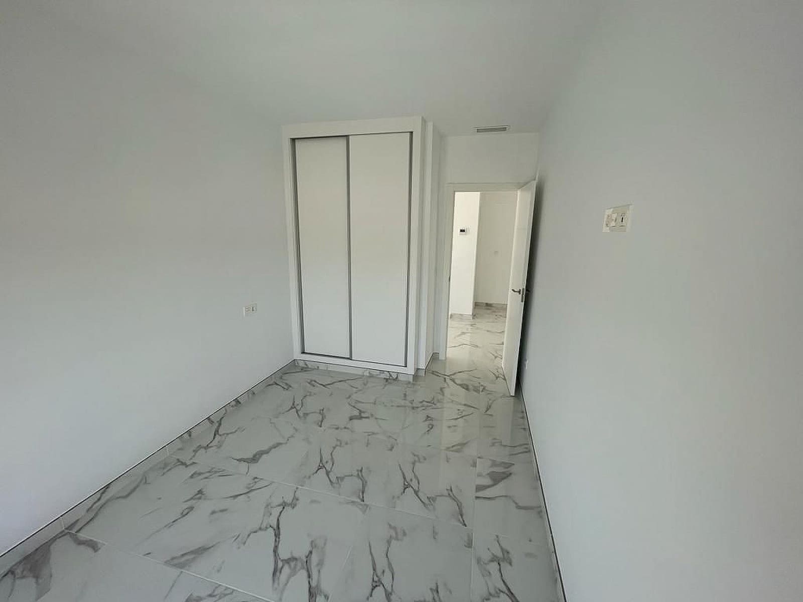 4 bedroom Villa for sale in Pinoso with pool garage - € 505,000 (Ref: 7744993)