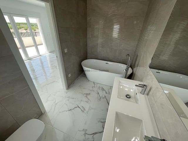 4 soveværelse Villa til salg i Pinoso med swimmingpool garage - € 505.000 (Ref: 7744993)