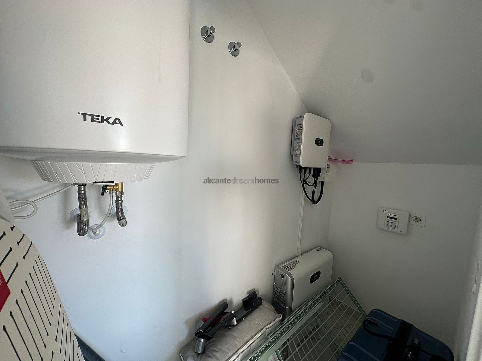 4 quarto Moradia para venda em Pinoso com piscina garagem - 436 000 € (Ref: 7744994)