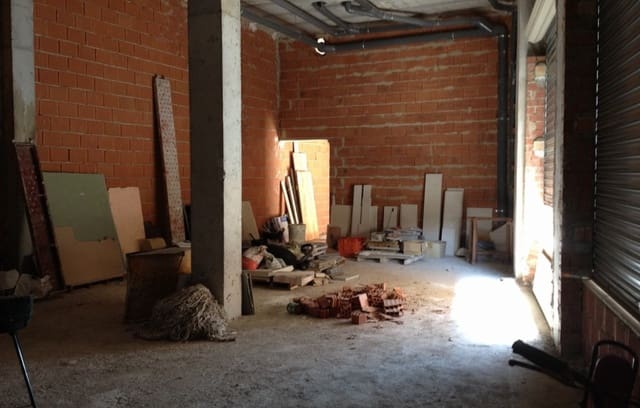 Commercial for sale in Los Montesinos - € 106,000 (Ref: 7793503)