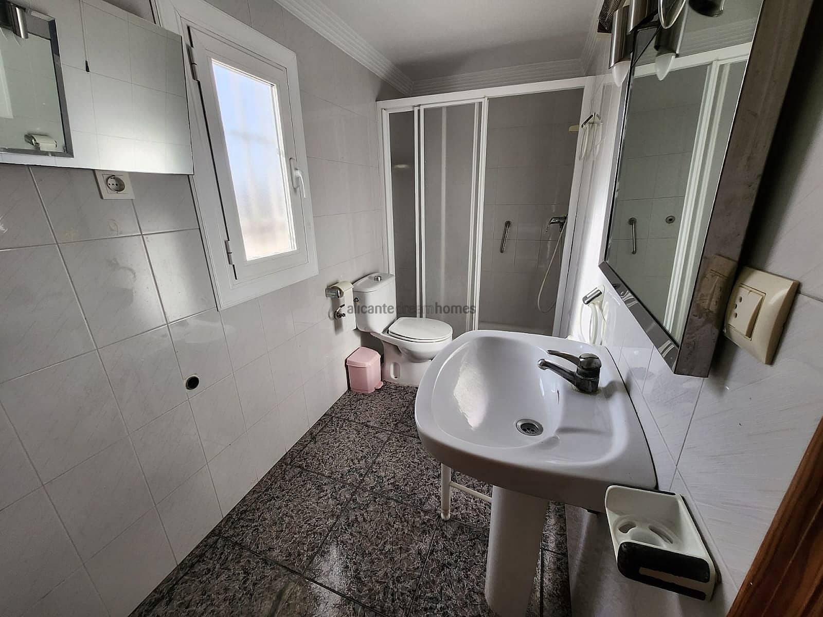 6 sovrum Hus till salu i Yecla med garage - 119 500 € (Ref: 7856564)