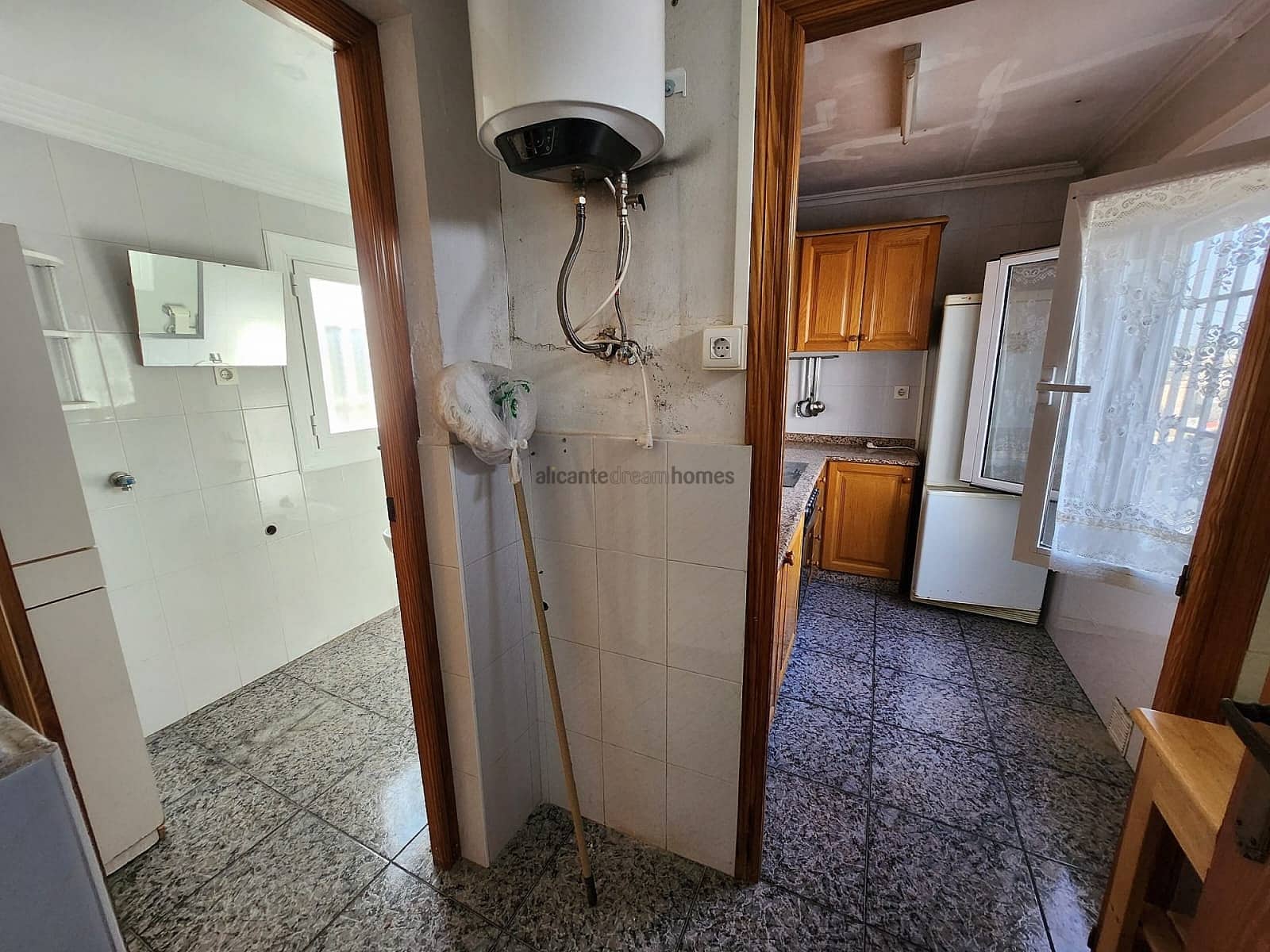 6 sovrum Hus till salu i Yecla med garage - 119 500 € (Ref: 7856564)