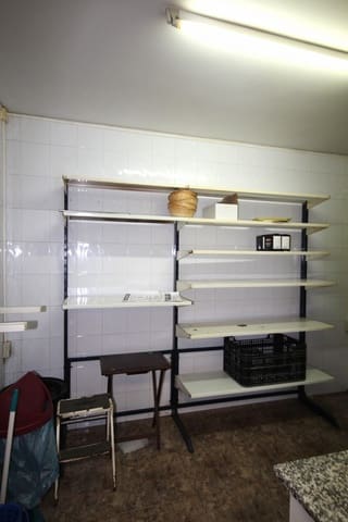 Kommersiell till salu i Onil - 99 995 € (Ref: 7863054)