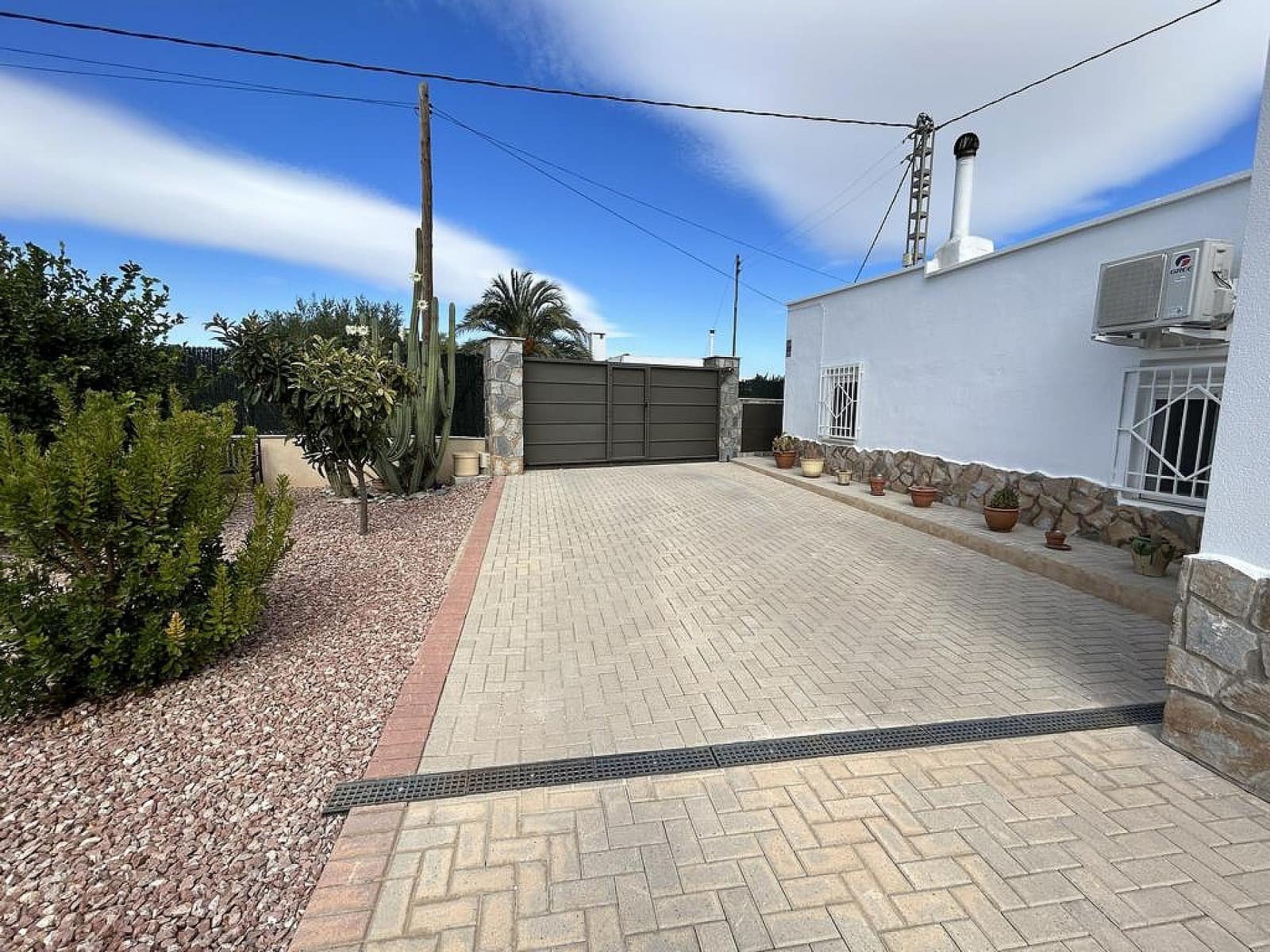 3 bedroom Villa for sale in Aspe with pool € 324,950 (Ref 7901227)