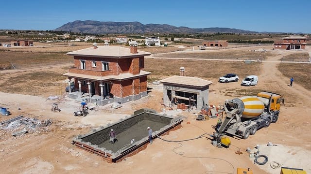 3 slaapkamer Villa te koop in Pinoso - € 337.000 (Ref: 7921649)