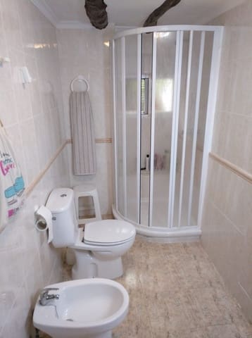 3 soverom Finca/Herregård til salgs i Yecla med garasje - € 75 000 (Ref: 7993747)