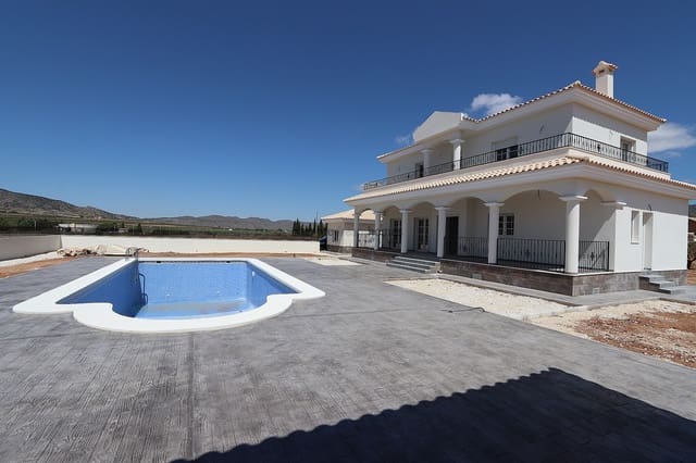 4 Zimmer Villa zu verkaufen in Pinoso mit Pool Garage - 449.000 € (Ref: 8046059)