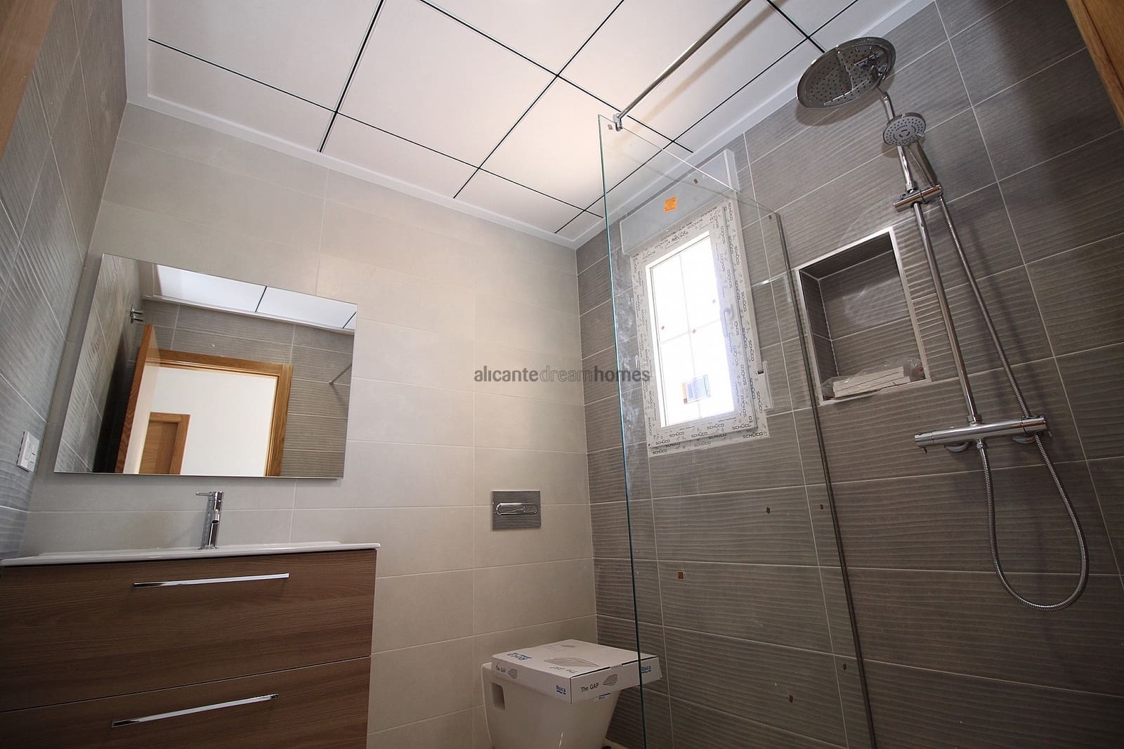 4 bedroom Villa for sale in Pinoso with pool garage - € 449,000 (Ref: 8046059)