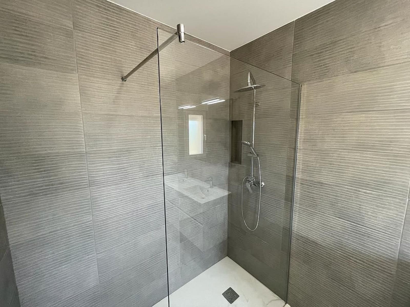 4 bedroom Villa for sale in Pinoso with pool garage - € 611,000 (Ref: 8046060)