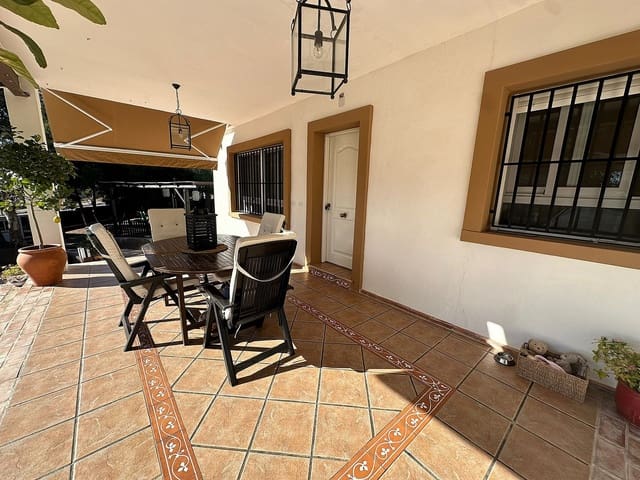 3 makuuhuone Huvila myytävänä paikassa Monóvar / Monóver mukana uima-altaan - 399 995 € (Ref: 8052239)