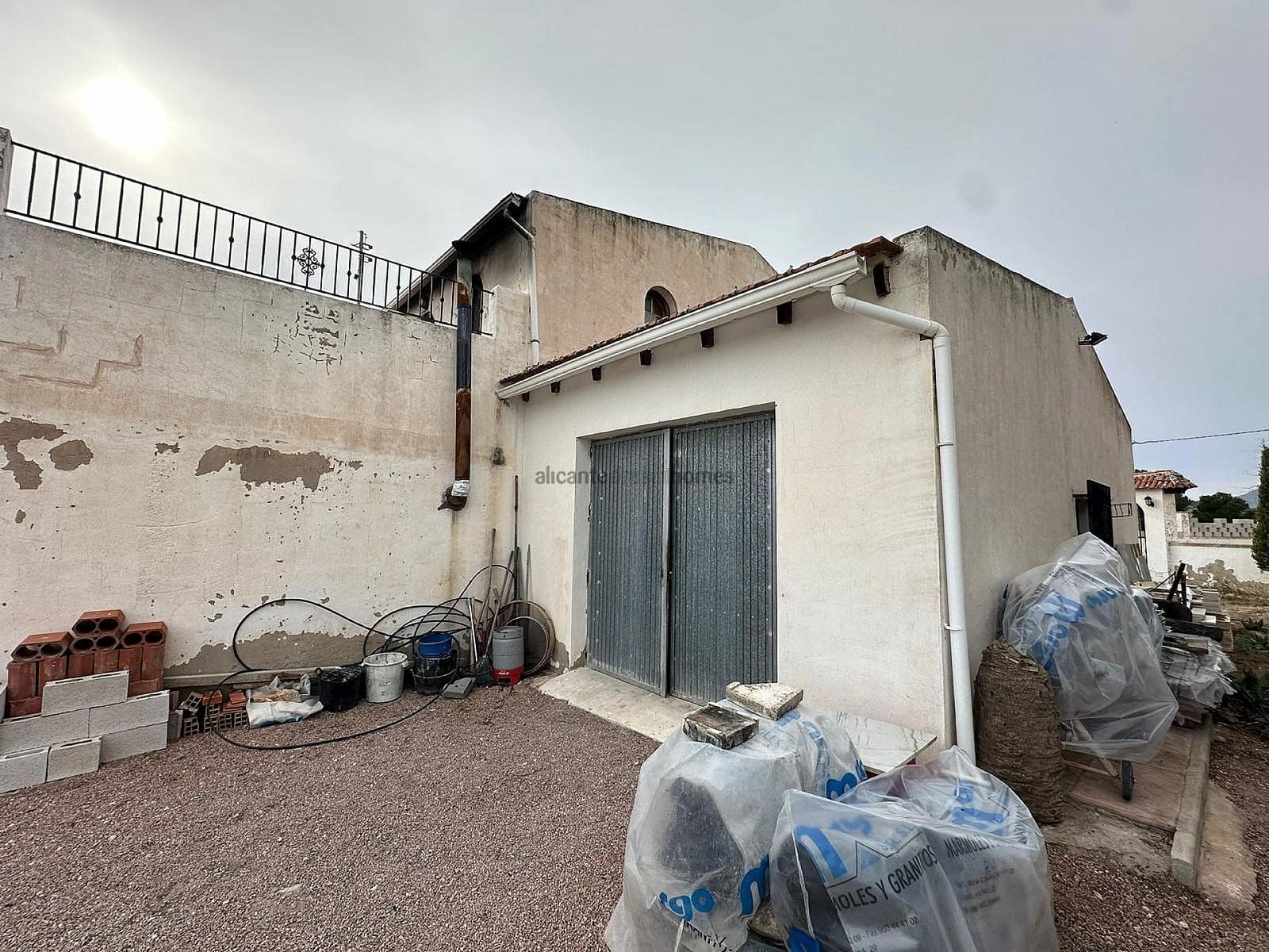 9 Zimmer Finca/Landgut zu verkaufen in Novelda mit Pool Garage - 399.999 € (Ref: 8097150)