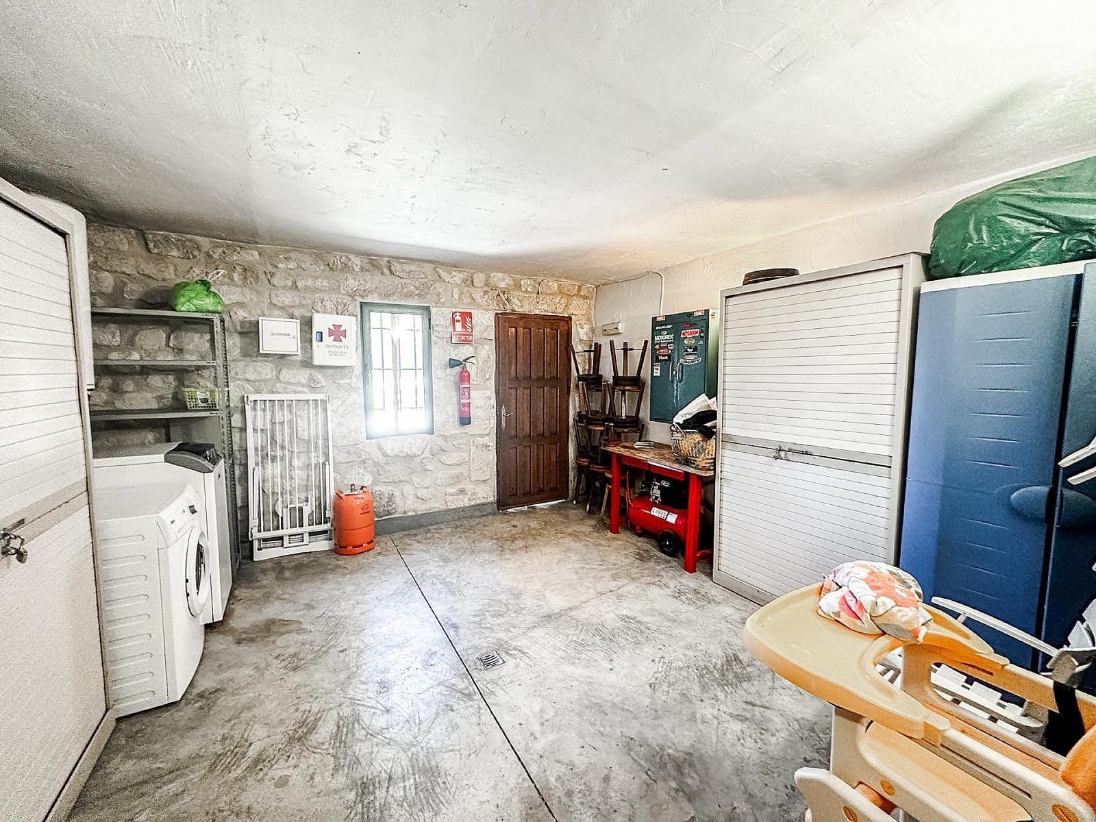 9 soveværelse Villa til salg i Biar med swimmingpool - € 1.000.000 (Ref: 8132901)