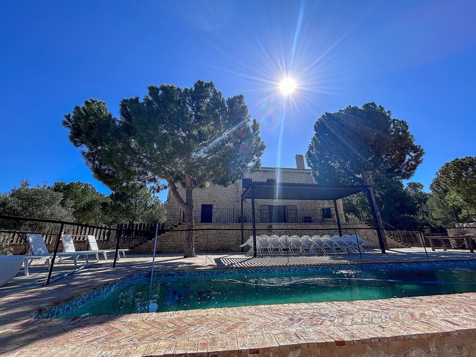 9 soveværelse Villa til salg i Biar med swimmingpool - € 1.000.000 (Ref: 8132901)