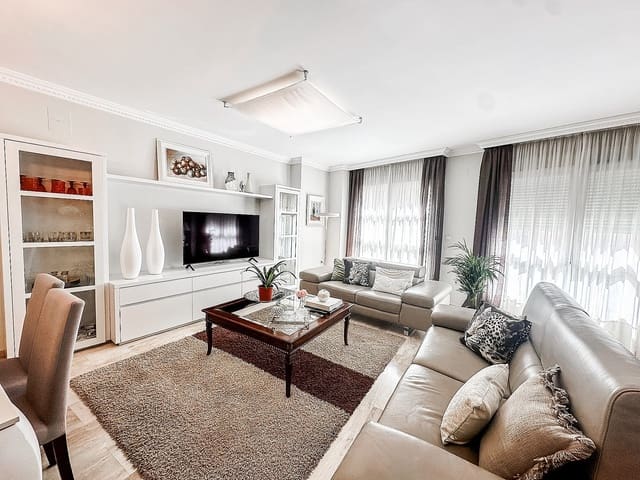 5 bedroom Townhouse for sale in Almansa - € 345,000 (Ref: 8157813)