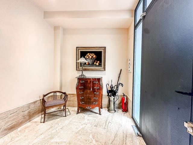 5 bedroom Townhouse for sale in Almansa - € 345,000 (Ref: 8157813)