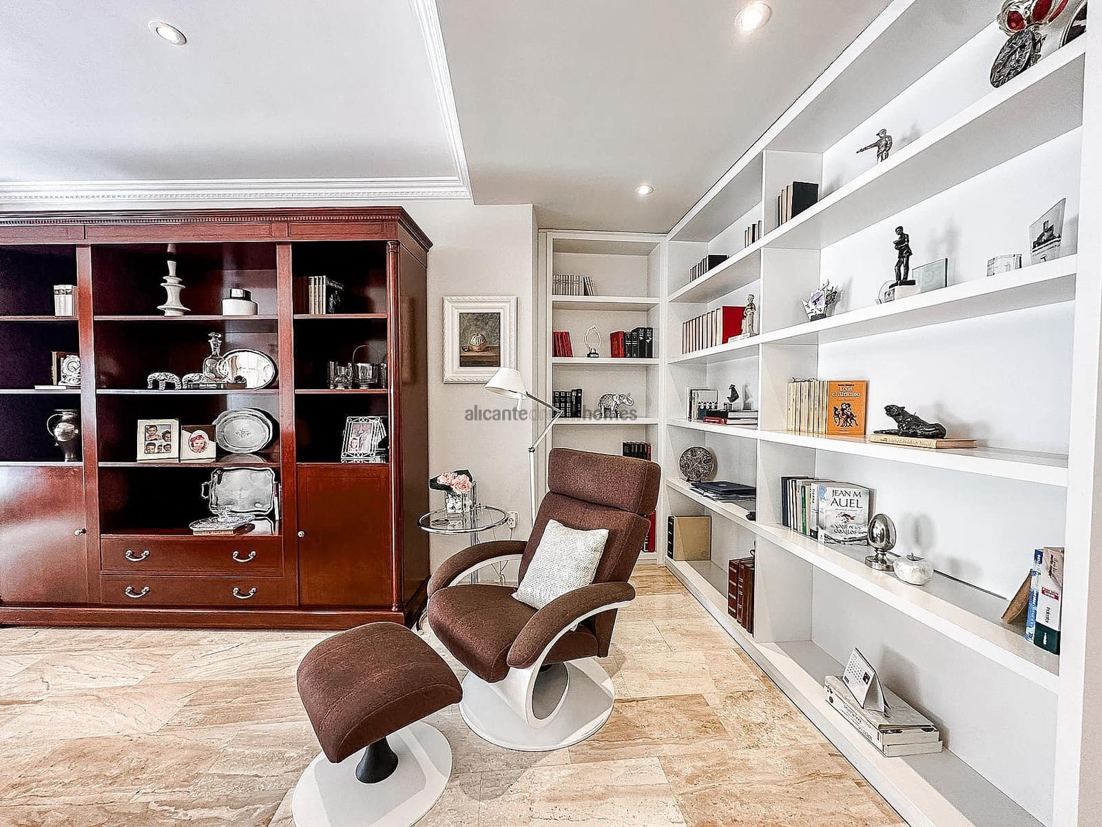 5 chambre Maison de Ville à vendre à Almansa - 345 000 € (Ref: 8157813)