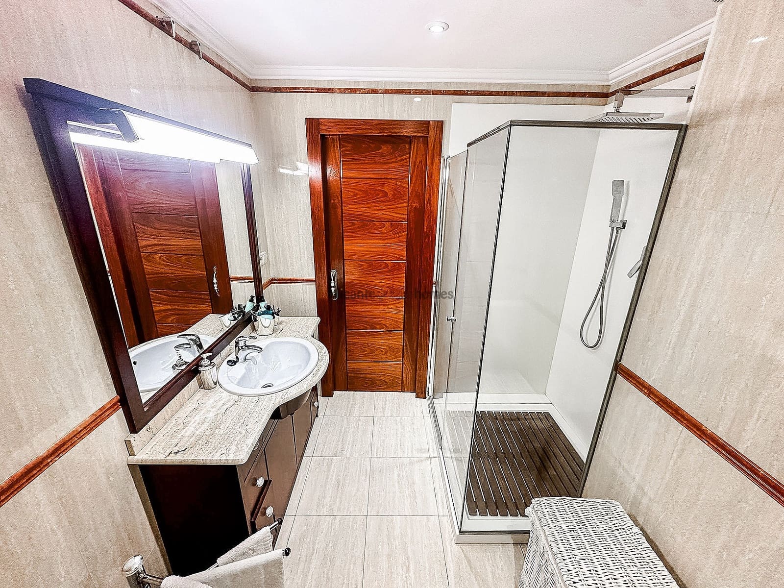 5 chambre Maison de Ville à vendre à Almansa - 345 000 € (Ref: 8157813)