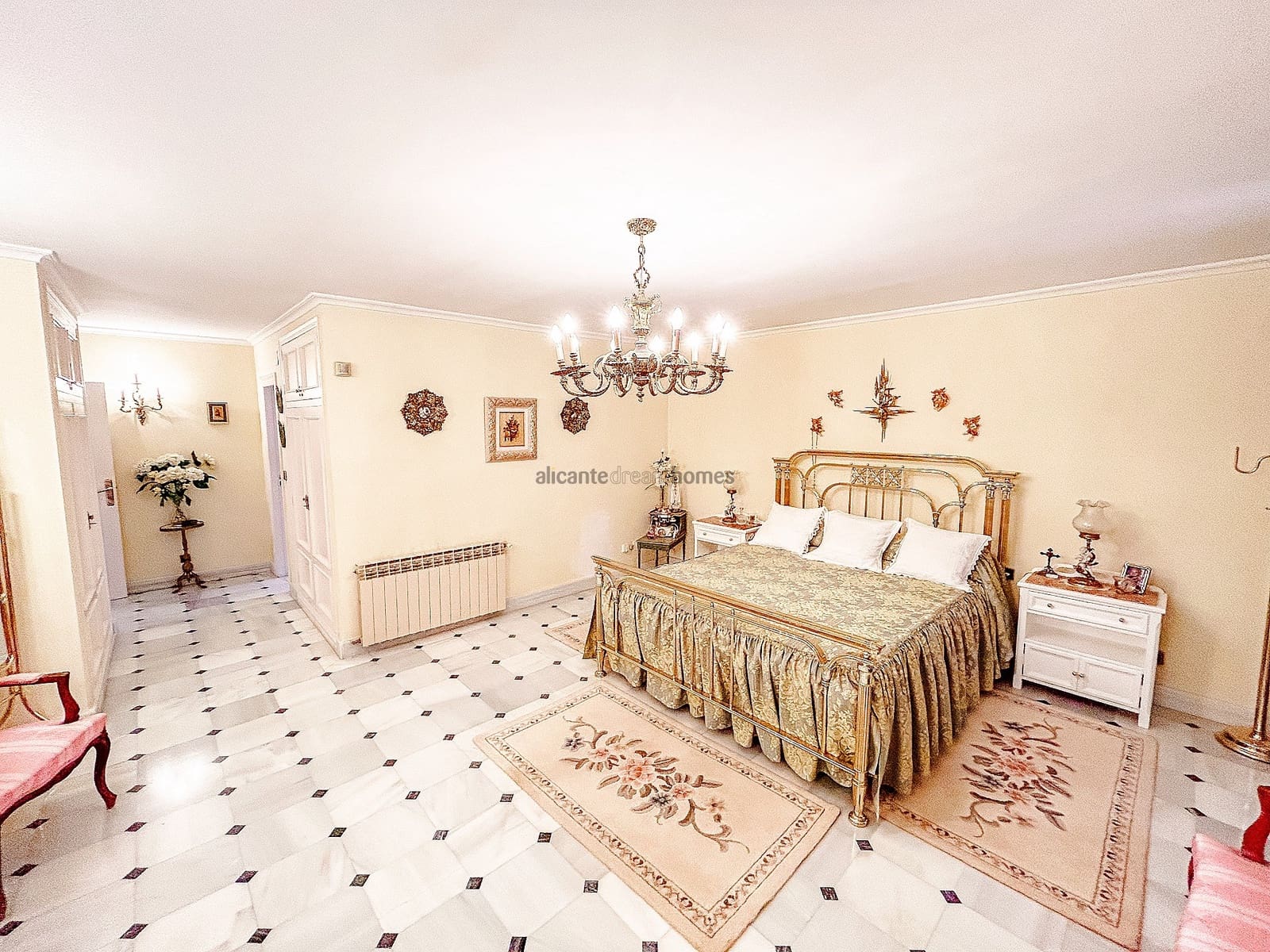 6 slaapkamer Villa te koop in Monovar / Monover met zwembad garage - € 988.000 (Ref: 8271623)