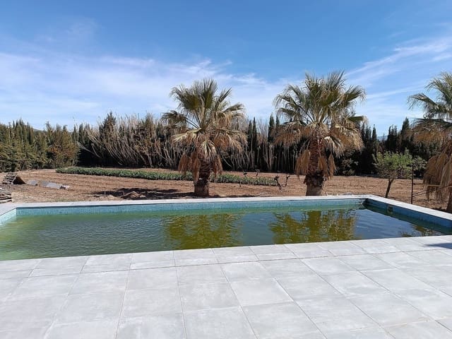 4 camera da letto Villa in vendita in Yecla con piscina garage - 348.000 € (Rif: 8296807)