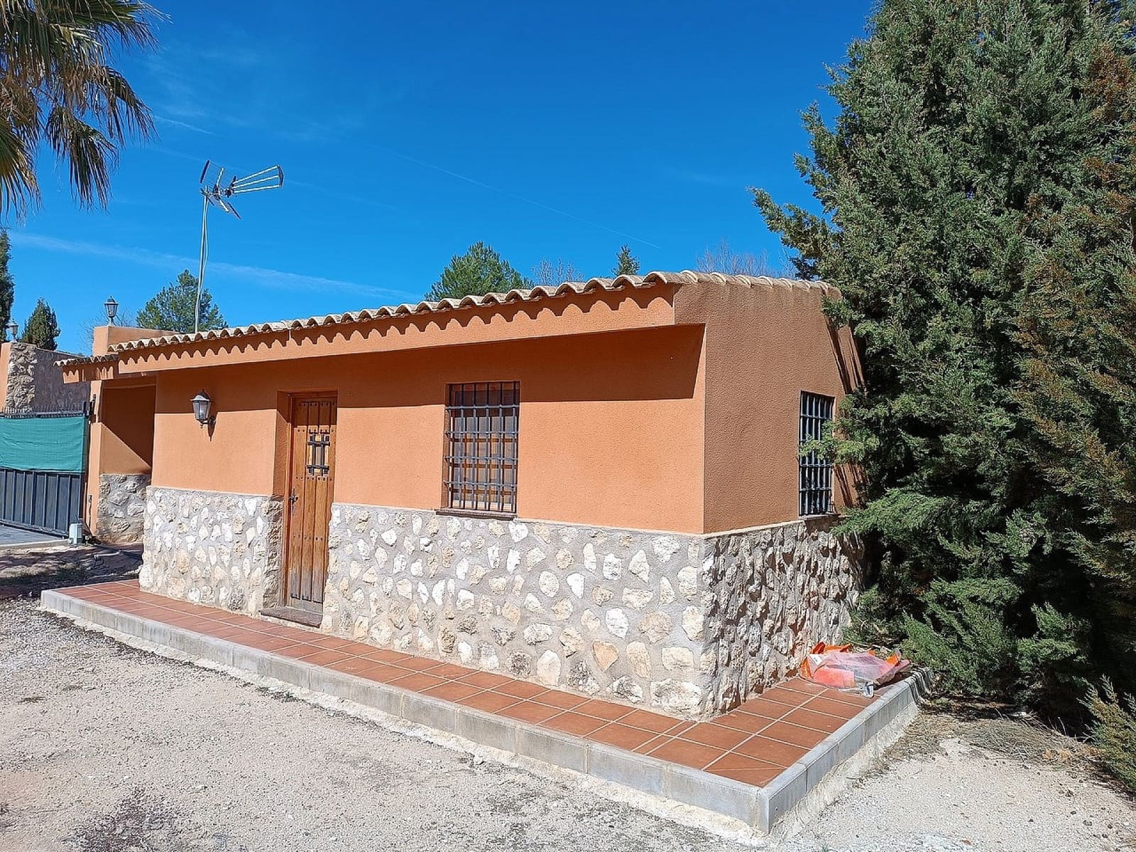 7 soverom Trehus til salgs i Yecla - € 259 000 (Ref: 8296861)