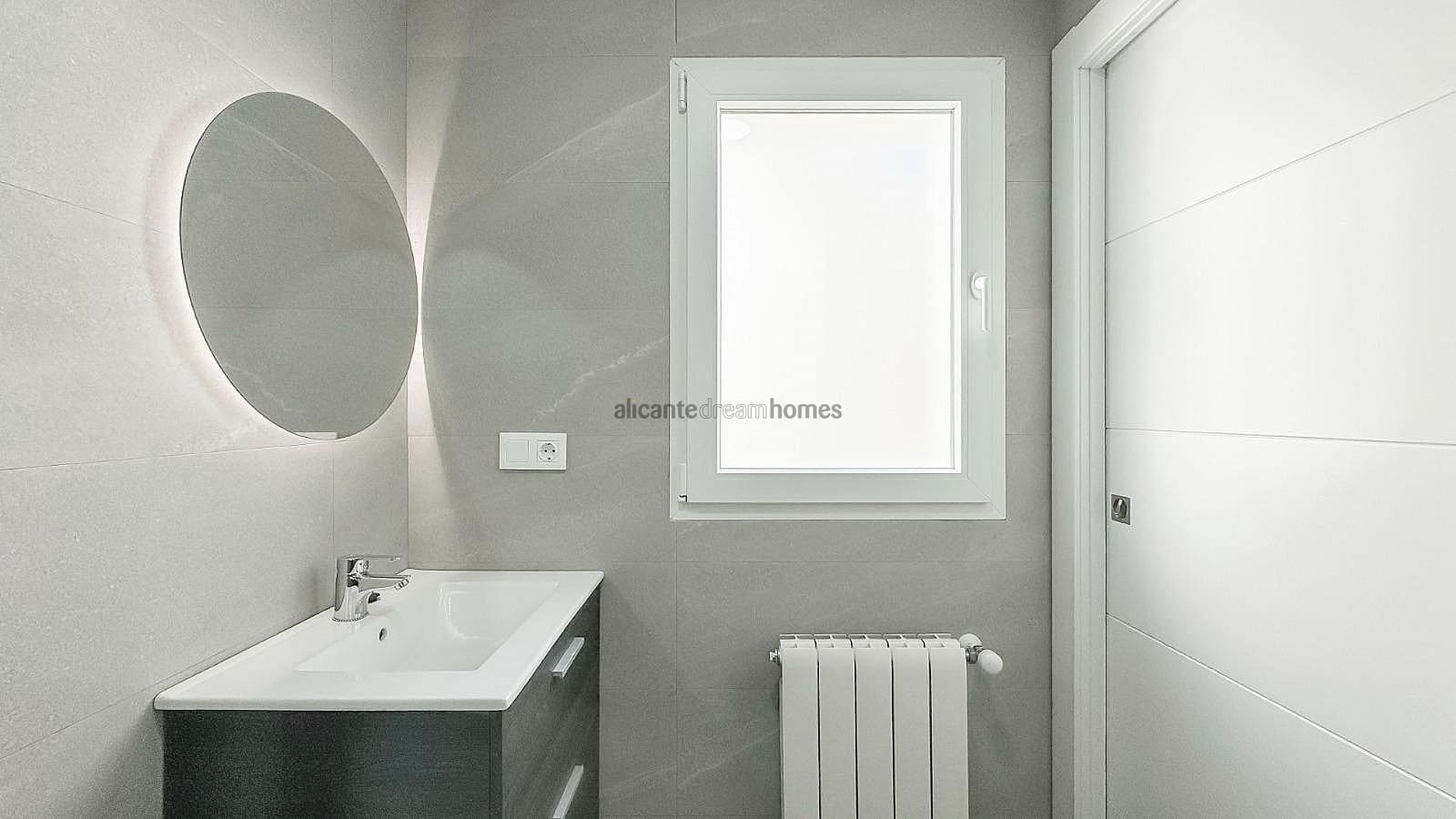 3 Zimmer Villa zu verkaufen in Pinoso mit Pool - 318.525 € (Ref: 8316990)