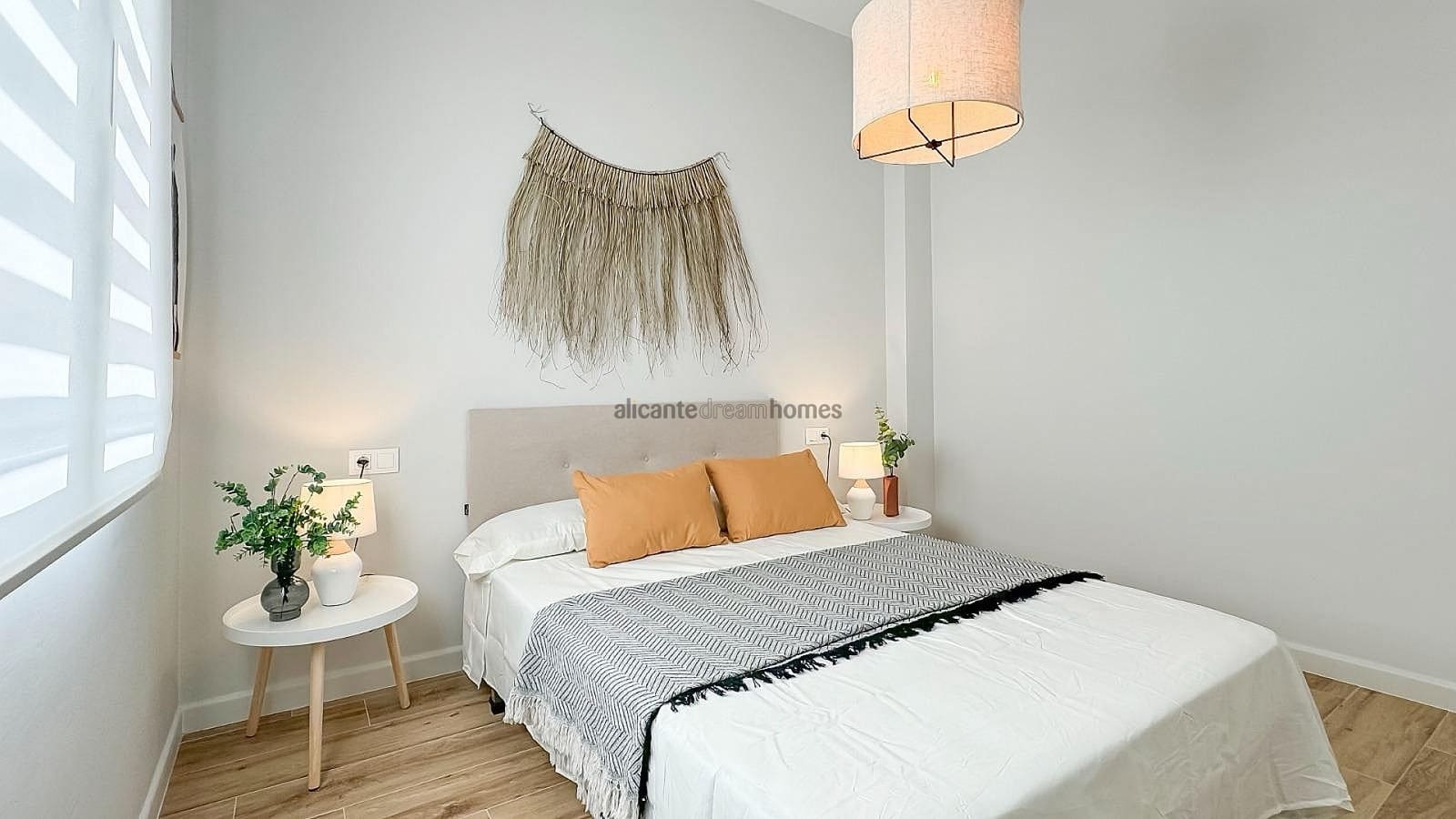 5 Zimmer Villa zu verkaufen in Pinoso mit Pool - 472.650 € (Ref: 8316991)