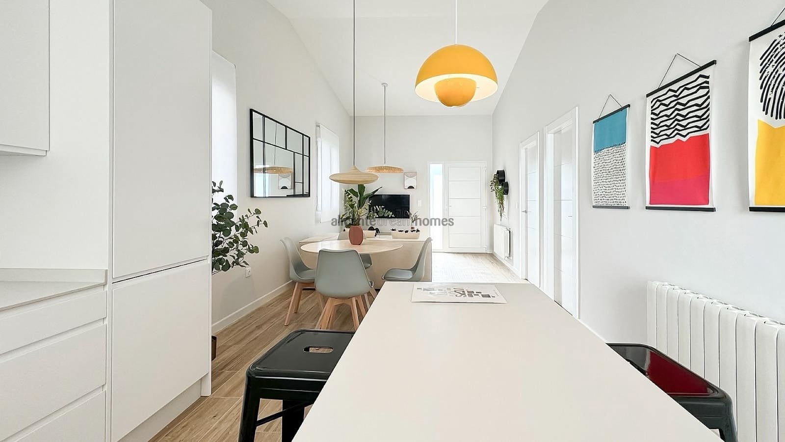 5 Zimmer Villa zu verkaufen in Pinoso mit Pool - 472.650 € (Ref: 8316991)