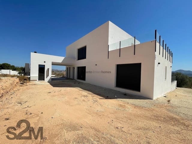 5 Zimmer Villa zu verkaufen in Pinoso mit Pool - 472.650 € (Ref: 8316991)