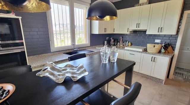 3 makuuhuone Huvila myytävänä paikassa La Romana - 279 000 € (Ref: 8321262)