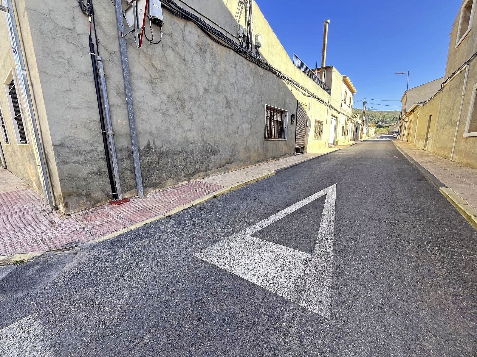 3 sypialnia Dom na sprzedaż w Pinoso z garażem - 148 000 € (Ref: 8323280)