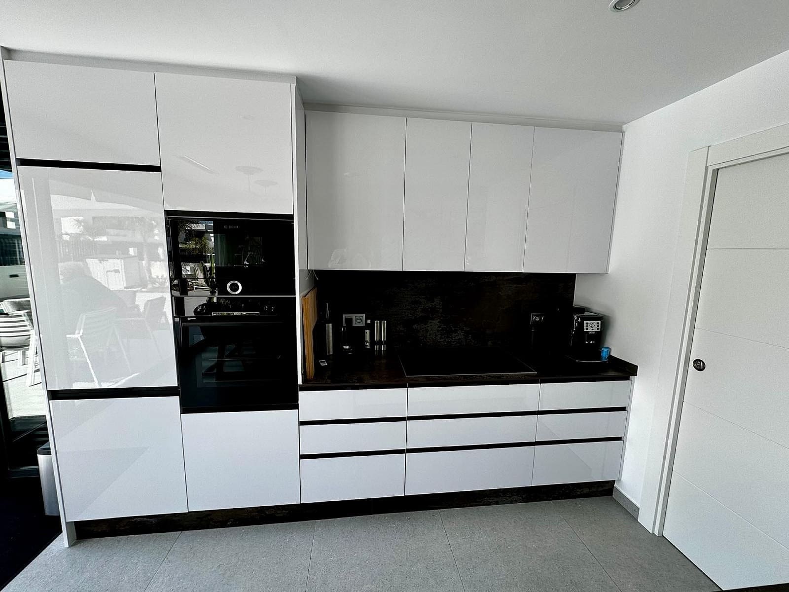 3 makuuhuone Huvila myytävänä paikassa Algorfa mukana uima-altaan 
autotalli - 539 995 € (Ref: 8371789)