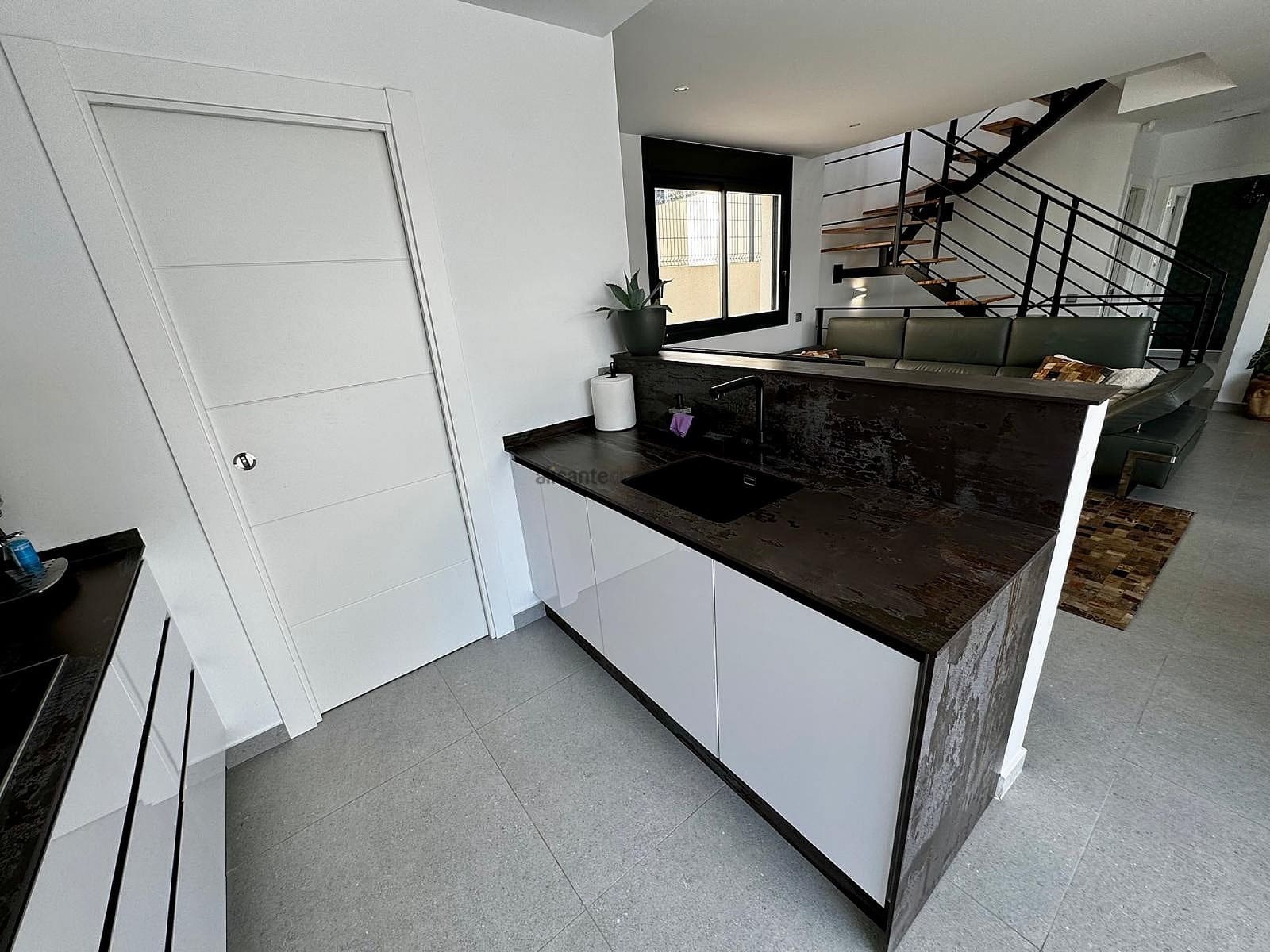 3 camera da letto Villa in vendita in Algorfa con piscina garage - 539.995 € (Rif: 8371789)