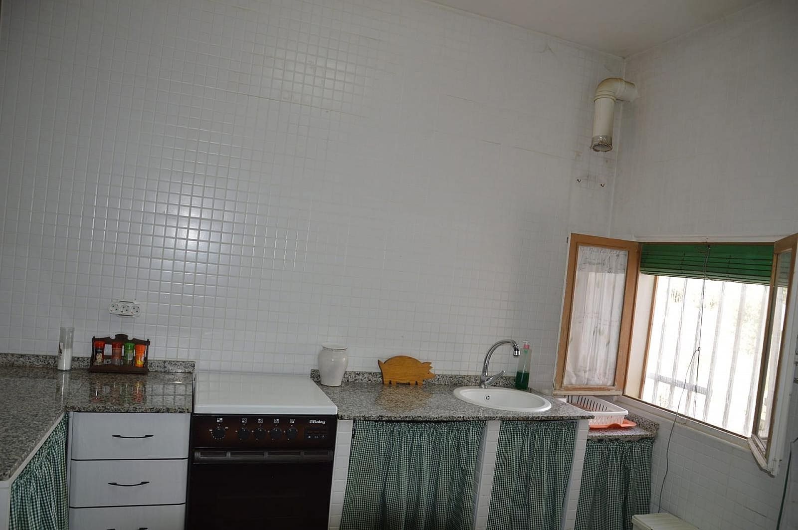 4 soverom Grottehus til salgs i Abanilla med garasje - € 95 000 (Ref: 8392934)