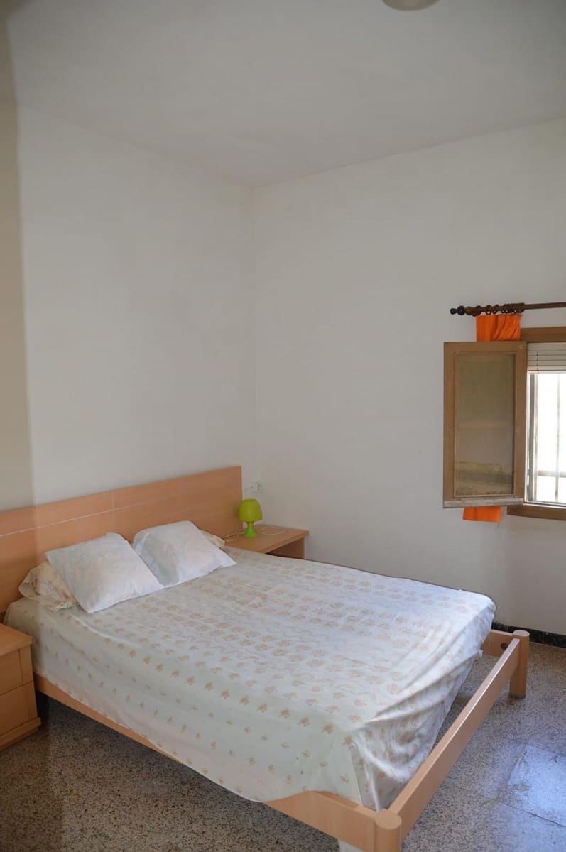 4 soverom Grottehus til salgs i Abanilla med garasje - € 95 000 (Ref: 8392934)