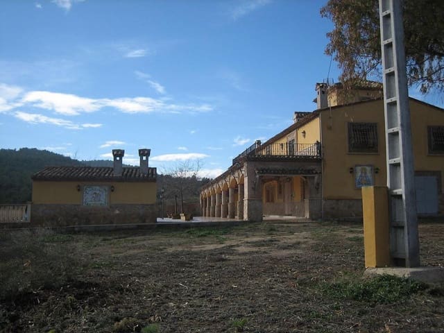 7 sovrum Finca/Hus på landet till salu i Lorca med pool - 680 000 € (Ref: 8408477)