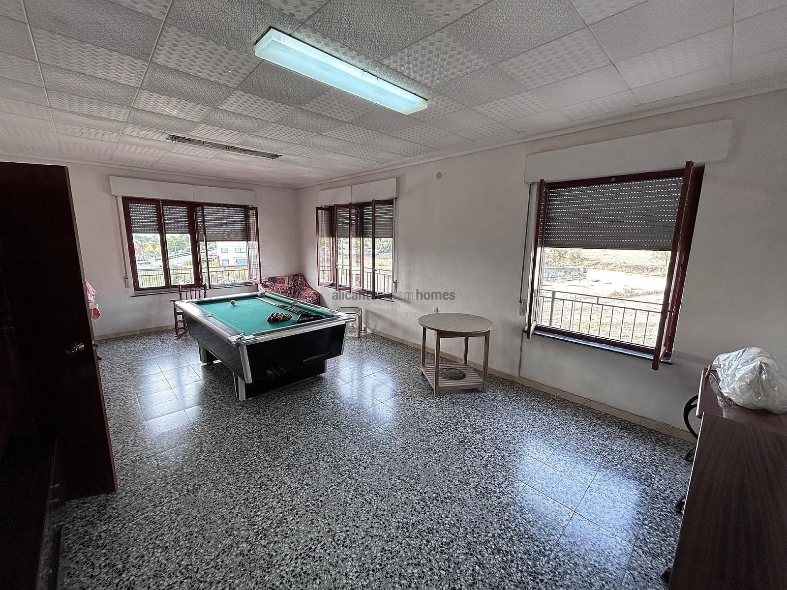 6 sypialnia Willa na sprzedaż w Monovar / Monover - 260 000 € (Ref: 8453943)