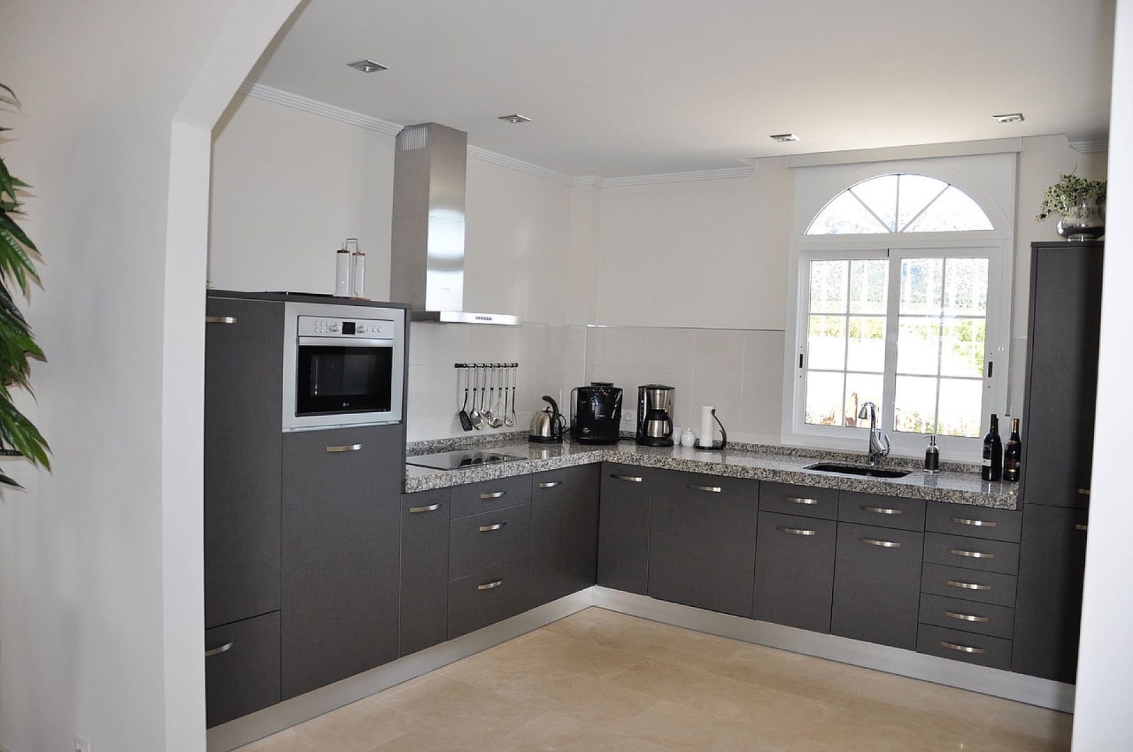 4 soverom Villa til salgs i Pinoso med svømmebasseng garasje - € 389 000 (Ref: 8471771)