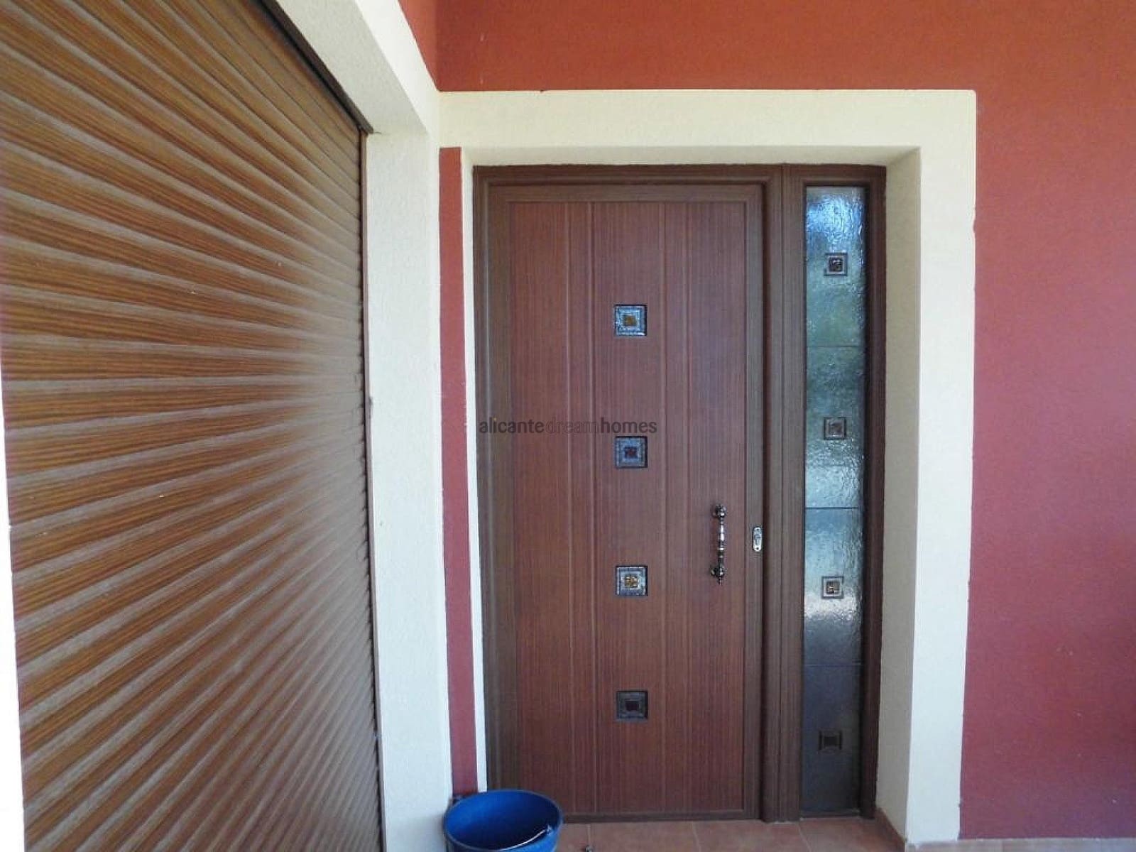 3 Zimmer Villa zu verkaufen in Pinoso mit Pool - 430.000 € (Ref: 8480585)