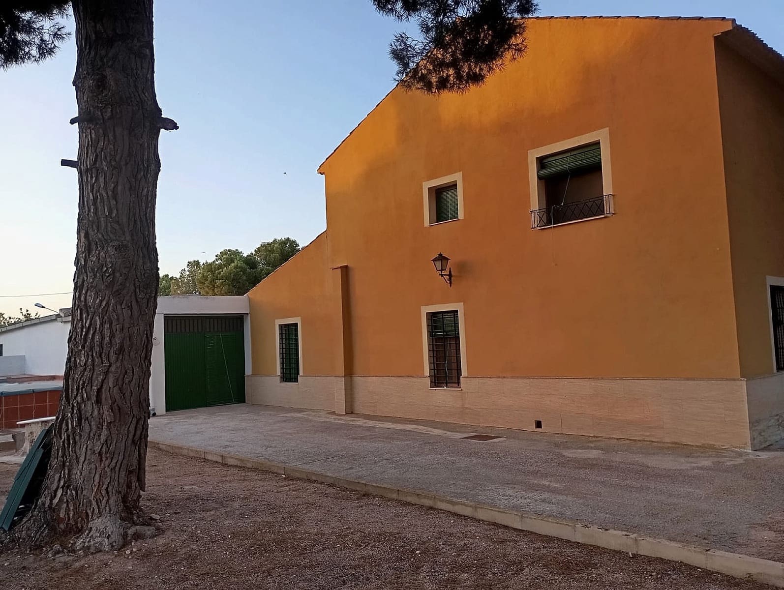 3 soveværelse Finca/Landehus til salg i Yecla med swimmingpool garage - € 315.000 (Ref: 8497589)